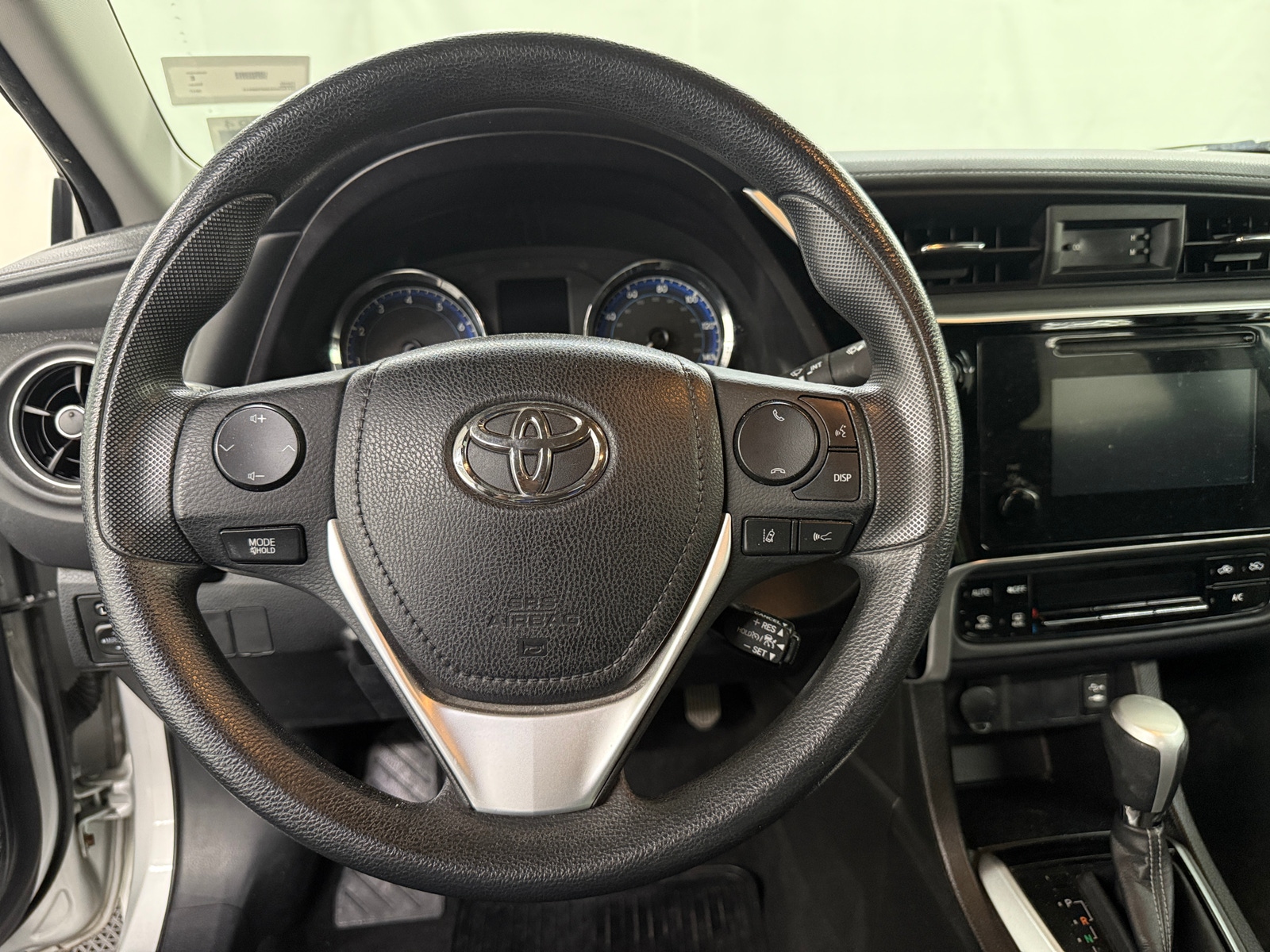 Thumbnail: 2017 Toyota Corolla - 5