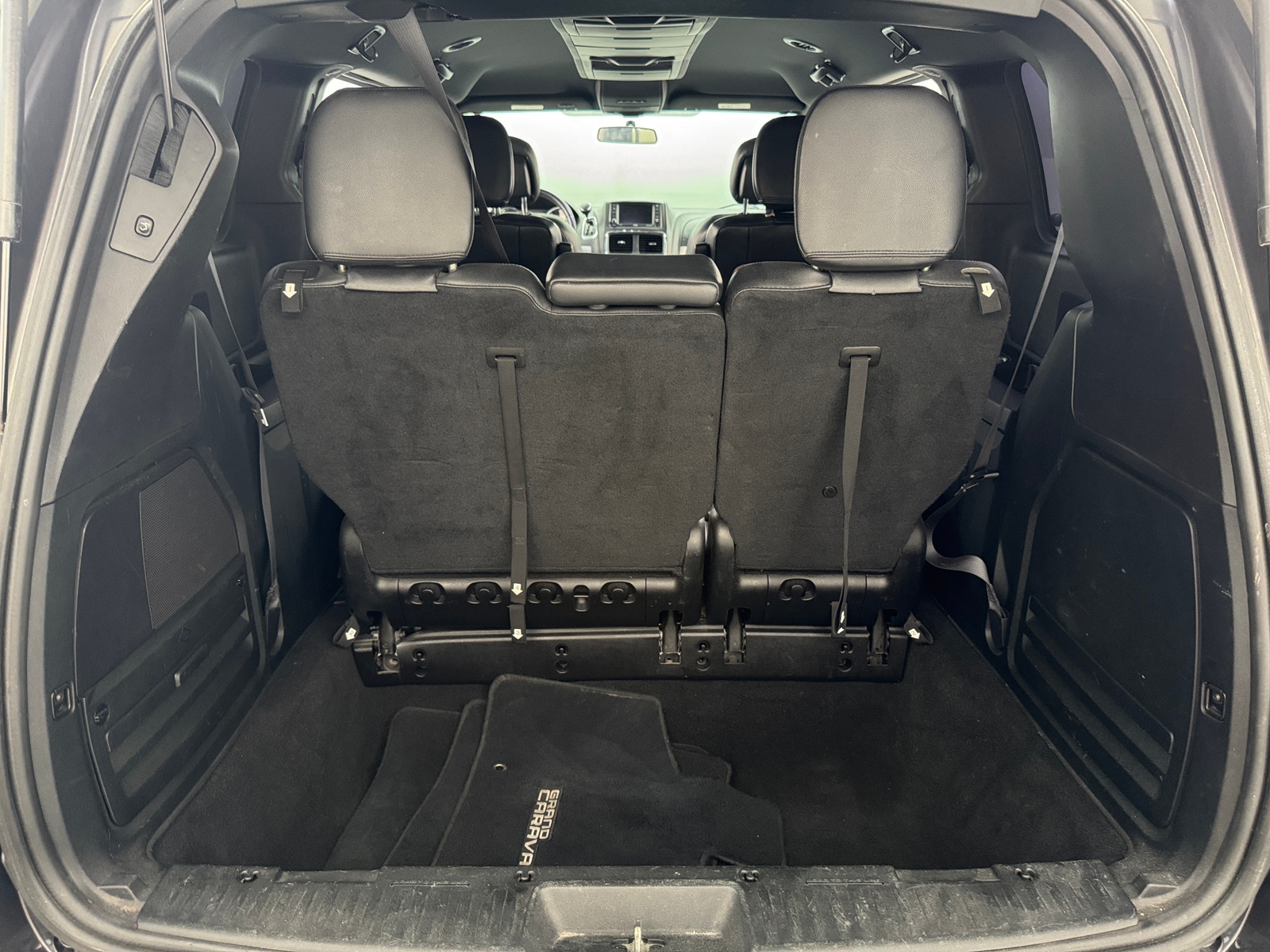 Thumbnail: 2016 Dodge Grand Caravan - 6