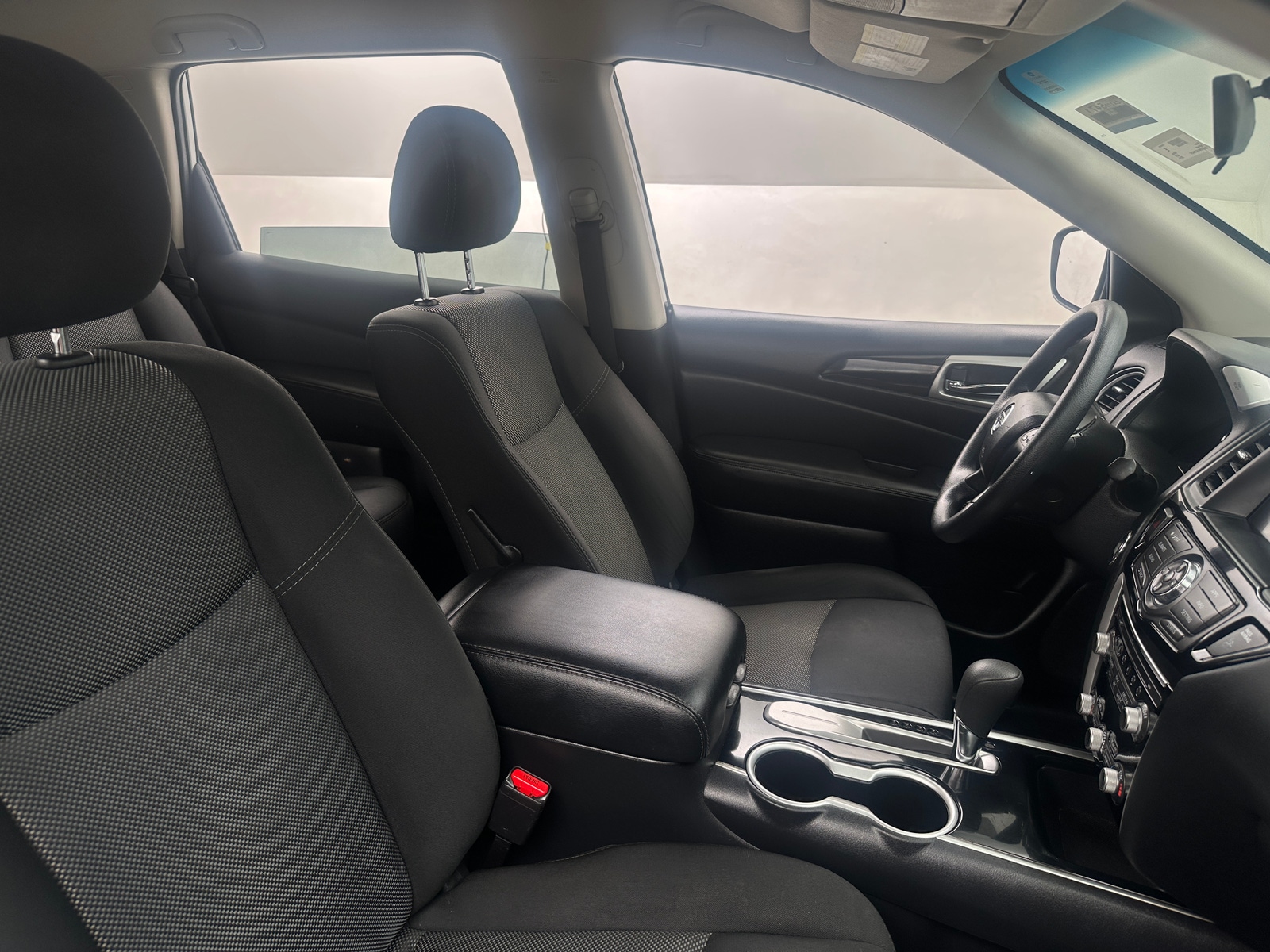Thumbnail: 2019 Nissan Pathfinder - 2