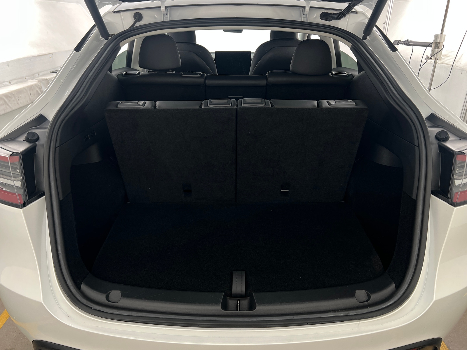 Thumbnail: 2023 Tesla Model Y - 6