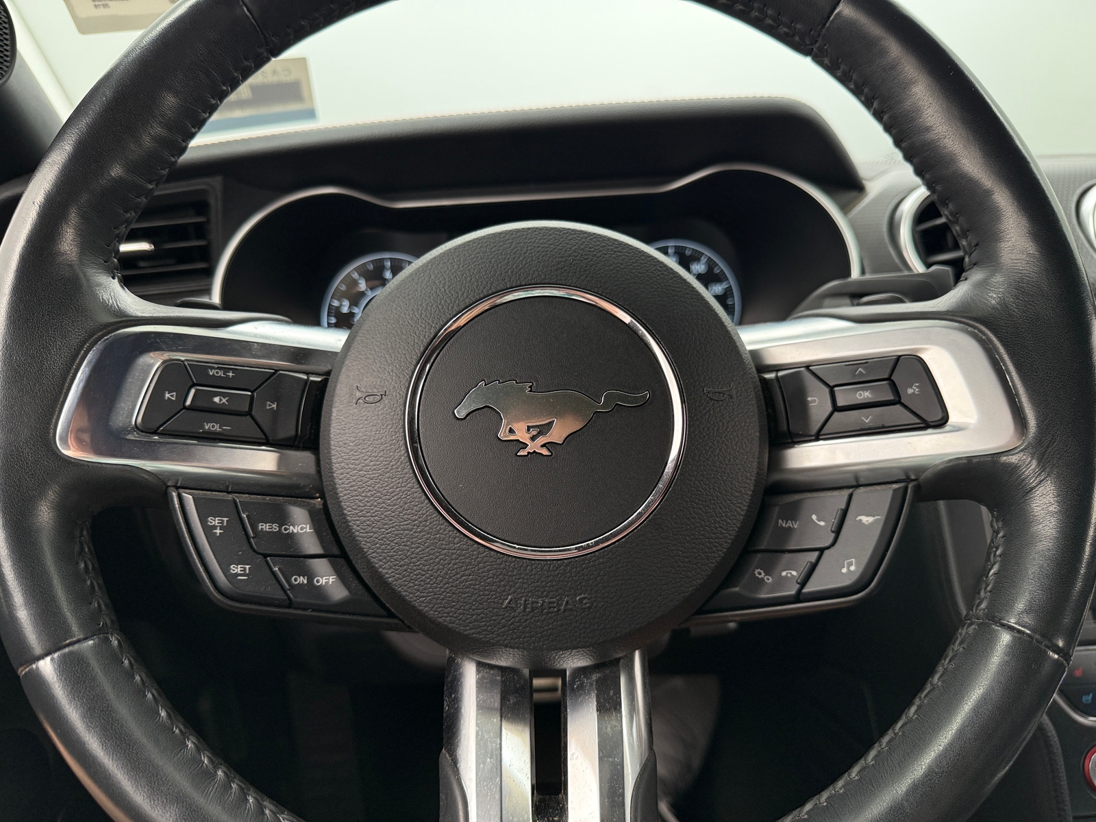 Thumbnail: 2019 Ford Mustang - 4