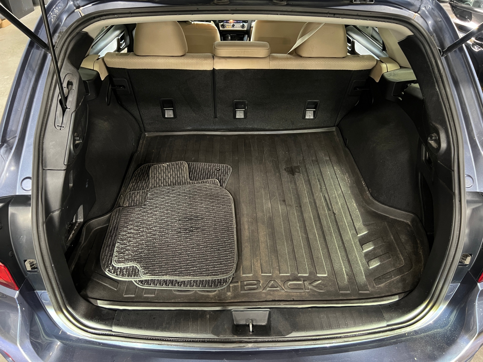 Thumbnail: 2015 Subaru Outback - 7