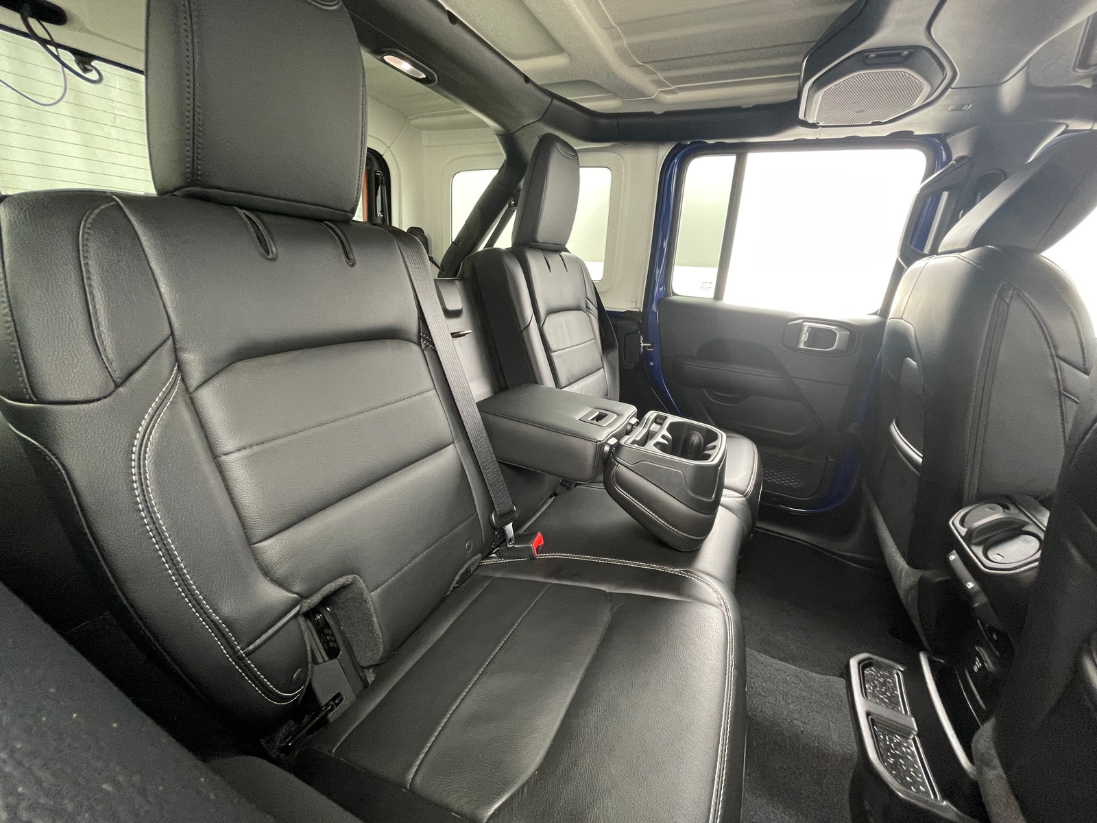 Thumbnail: 2018 Jeep Wrangler - 5