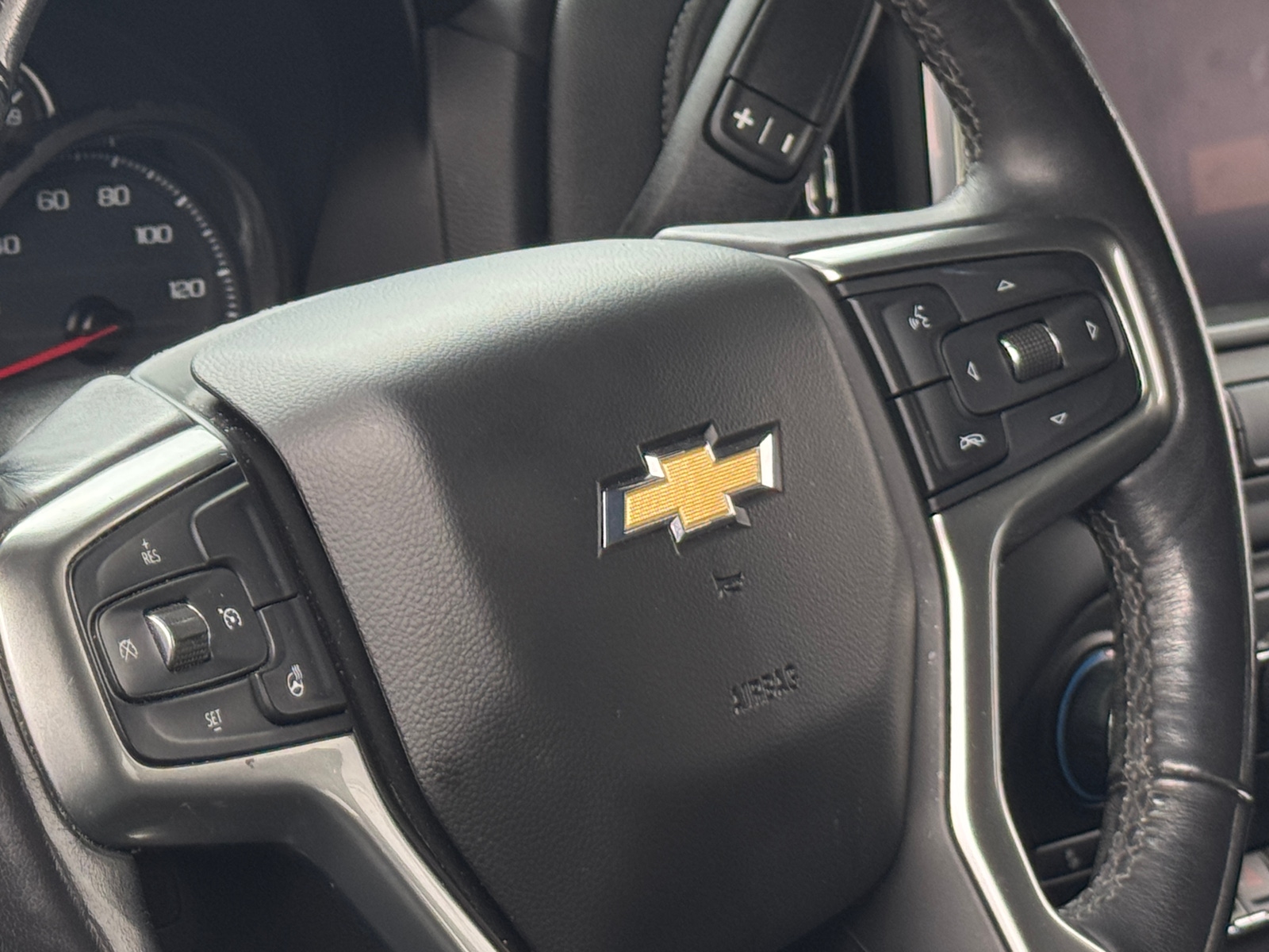 Thumbnail: 2020 Chevrolet Silverado 1500 - 4