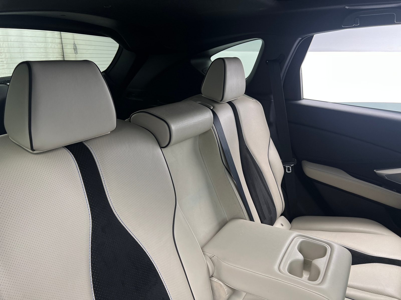 Thumbnail: 2022 Acura RDX - 5