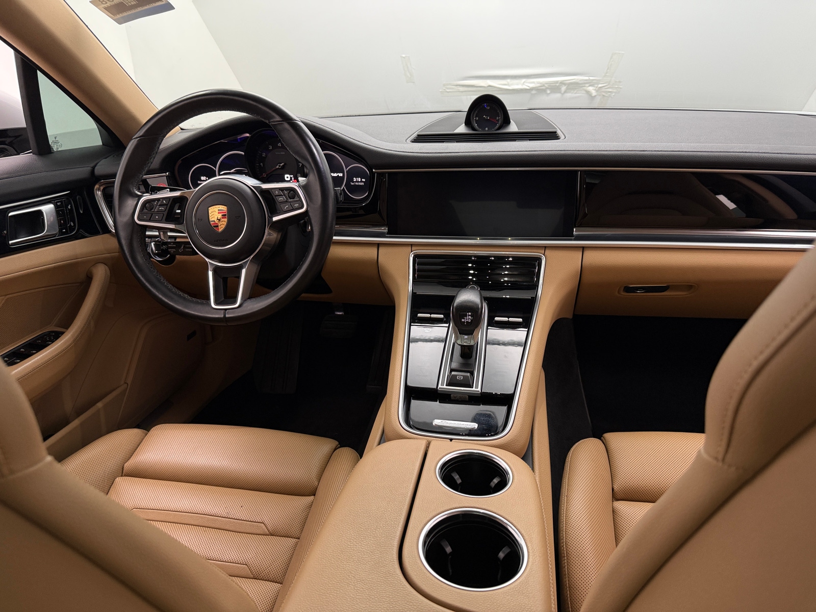 Thumbnail: 2018 Porsche Panamera - 2