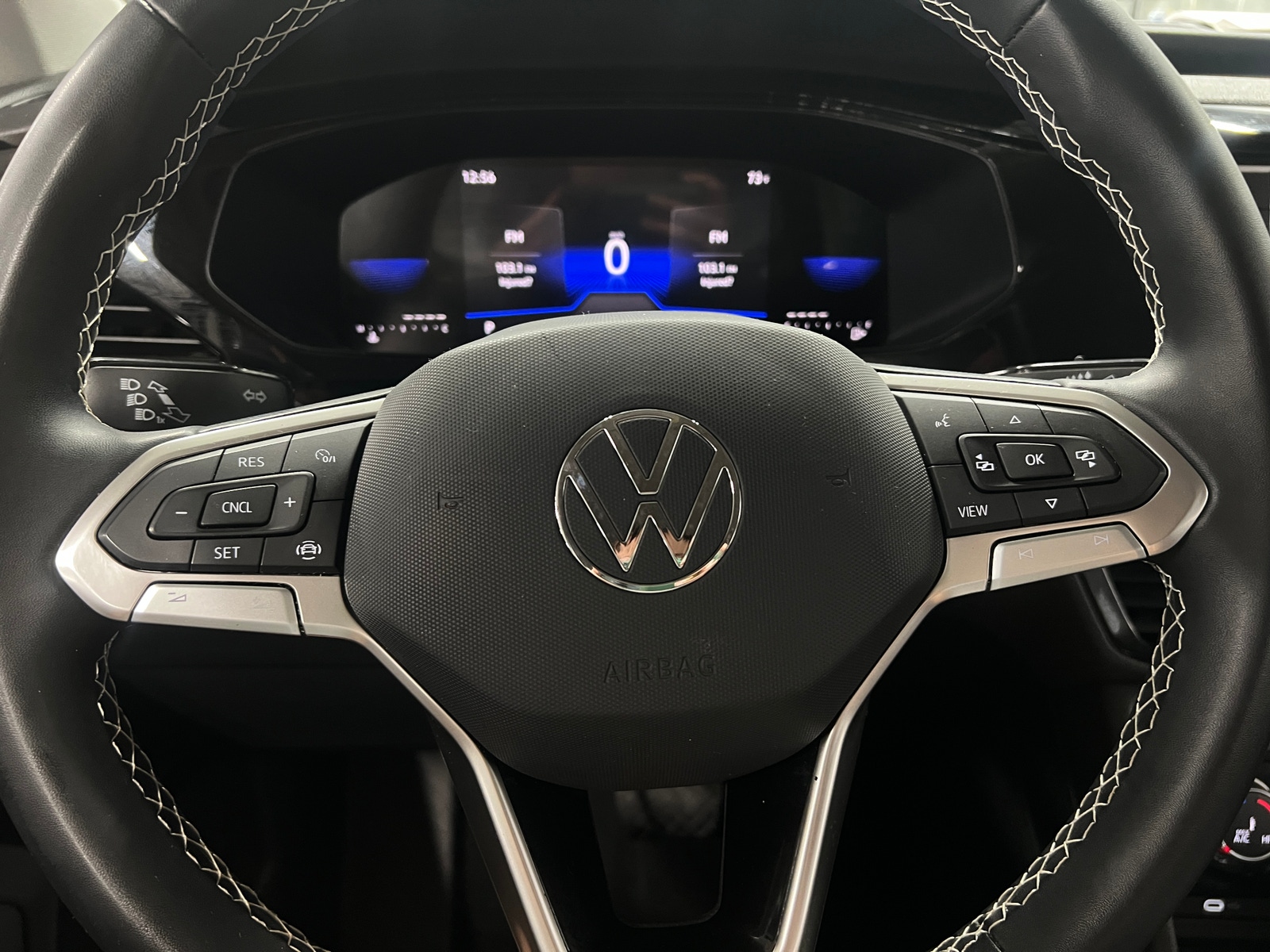Thumbnail: 2023 Volkswagen Taos - 5