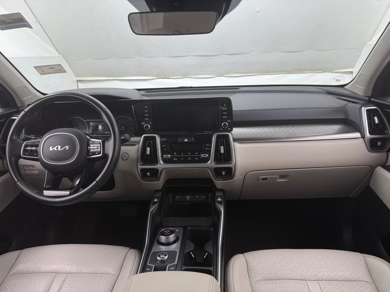 Thumbnail: 2022 Kia Sorento - 2