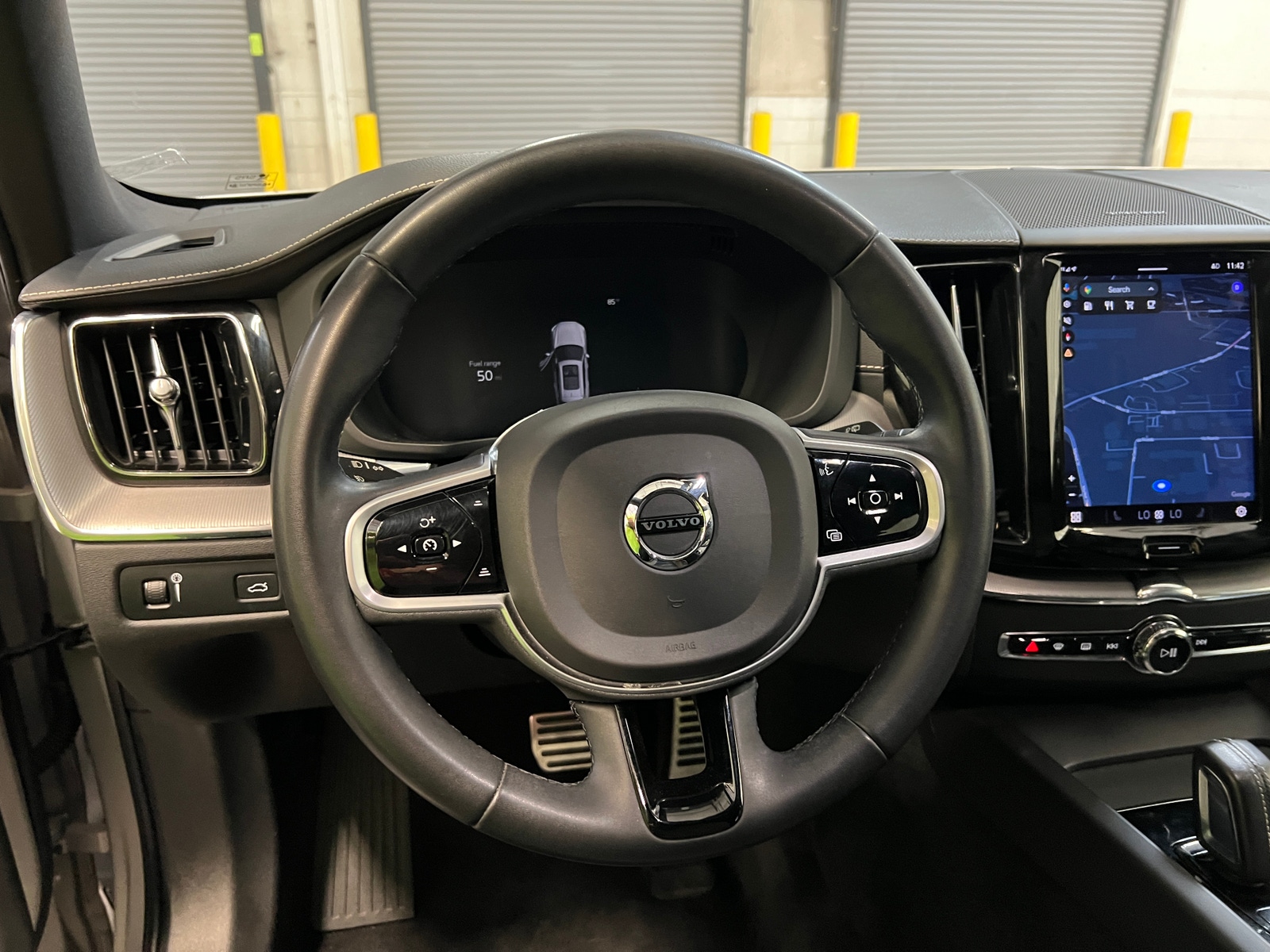 Thumbnail: 2022 Volvo XC60 - 4