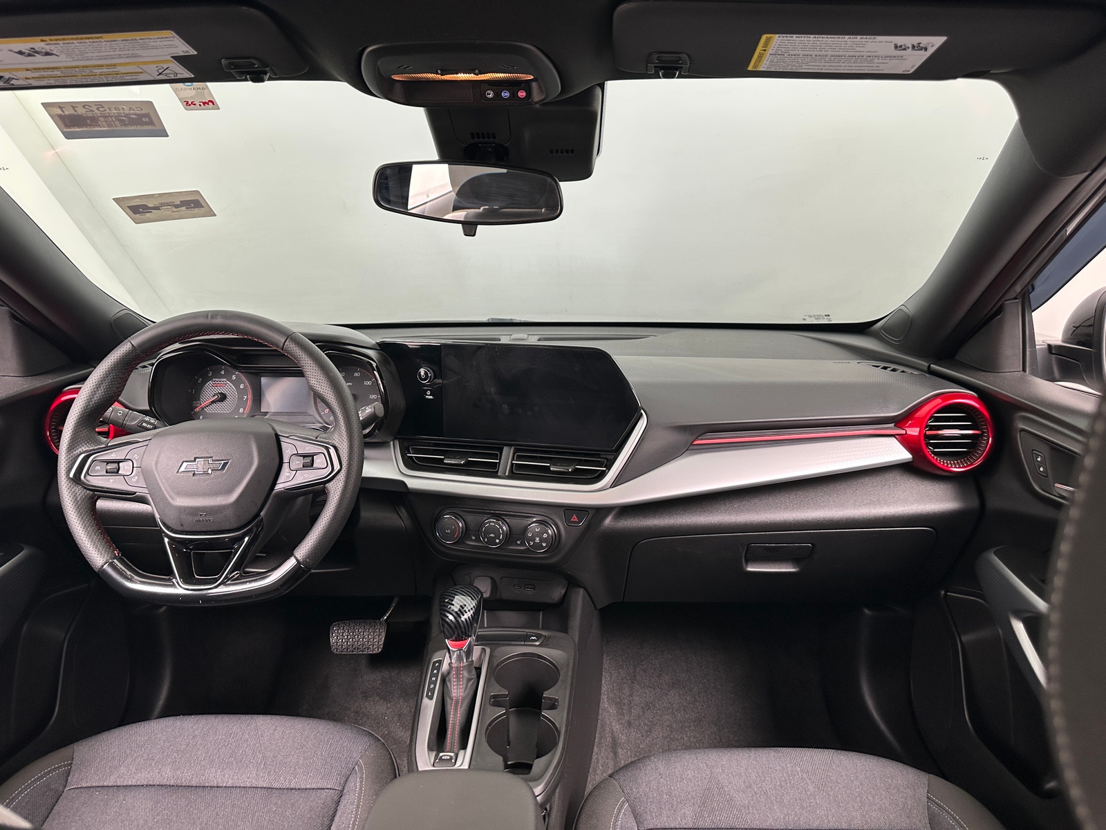 Thumbnail: 2025 Chevrolet Trax - 3