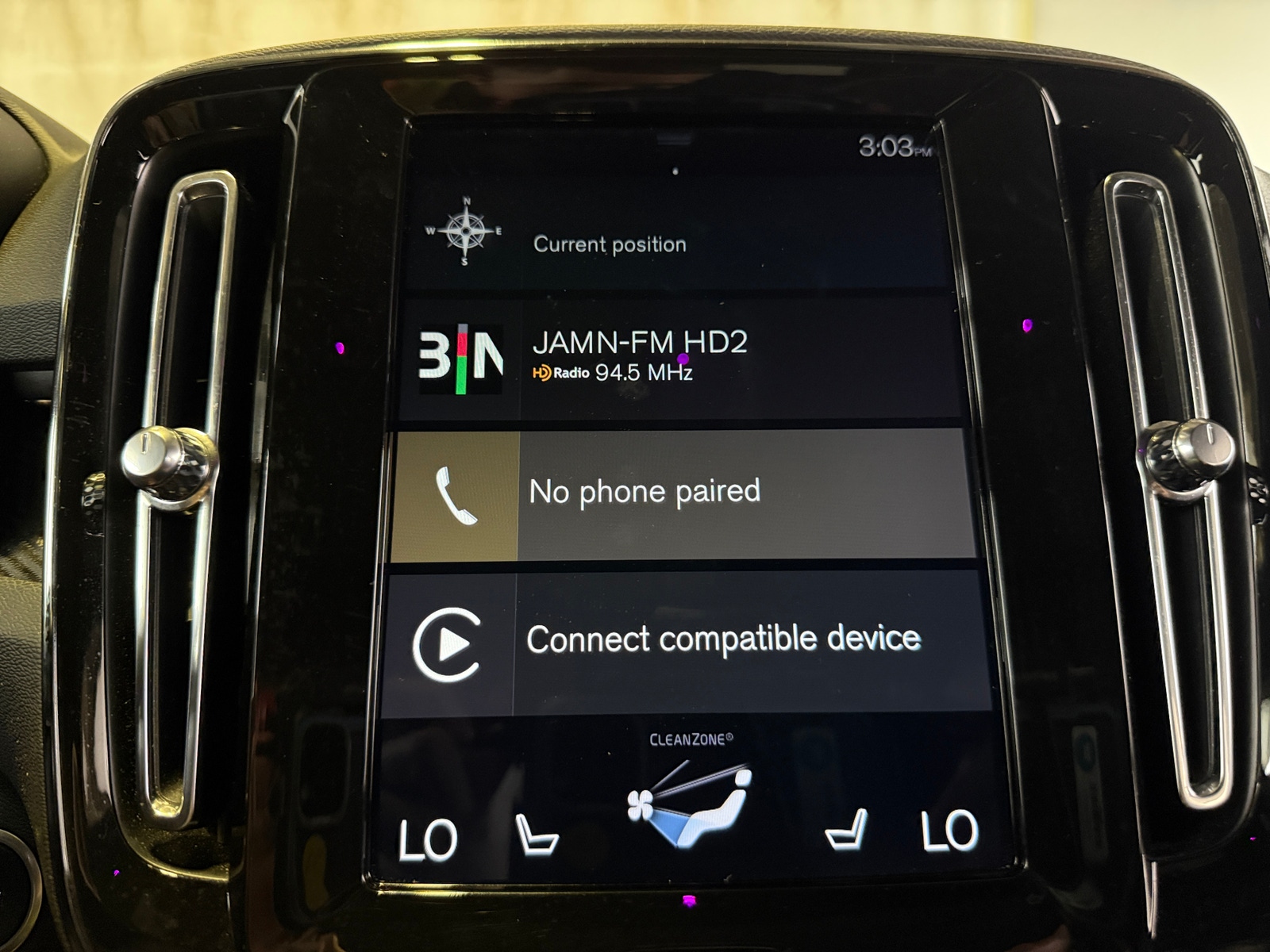 Thumbnail: 2019 Volvo XC40 - 3
