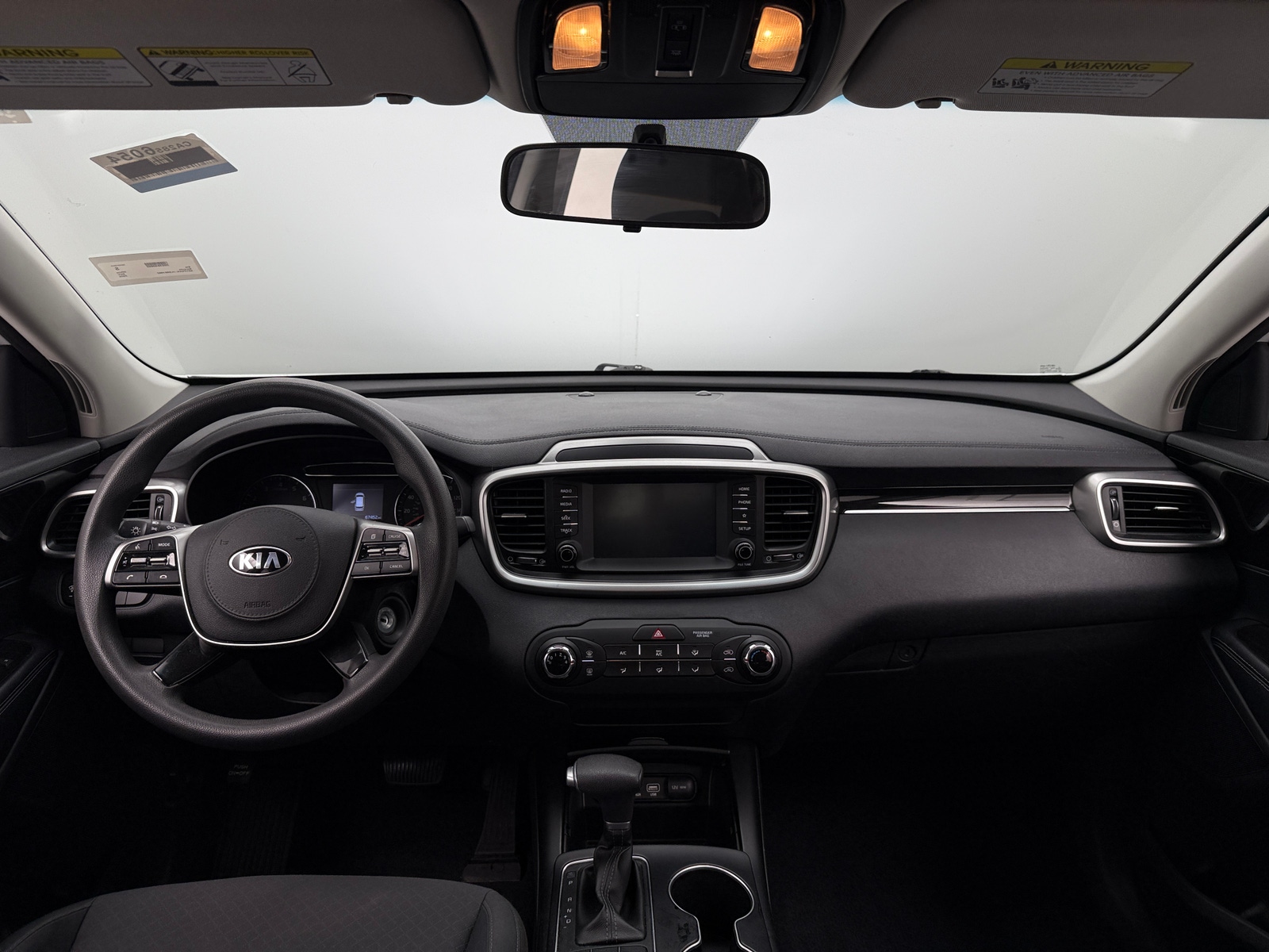 Thumbnail: 2020 Kia Sorento - 3