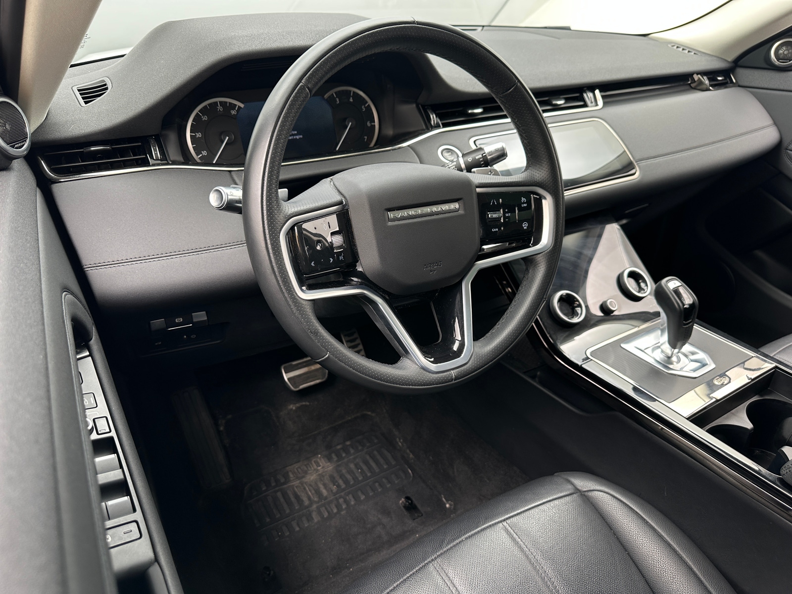Thumbnail: 2022 Land Rover Range Rover Evoque - 2