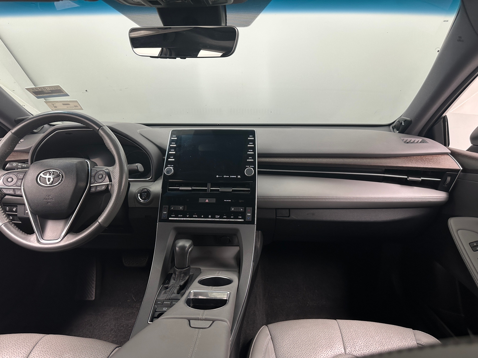 Thumbnail: 2019 Toyota Avalon - 3