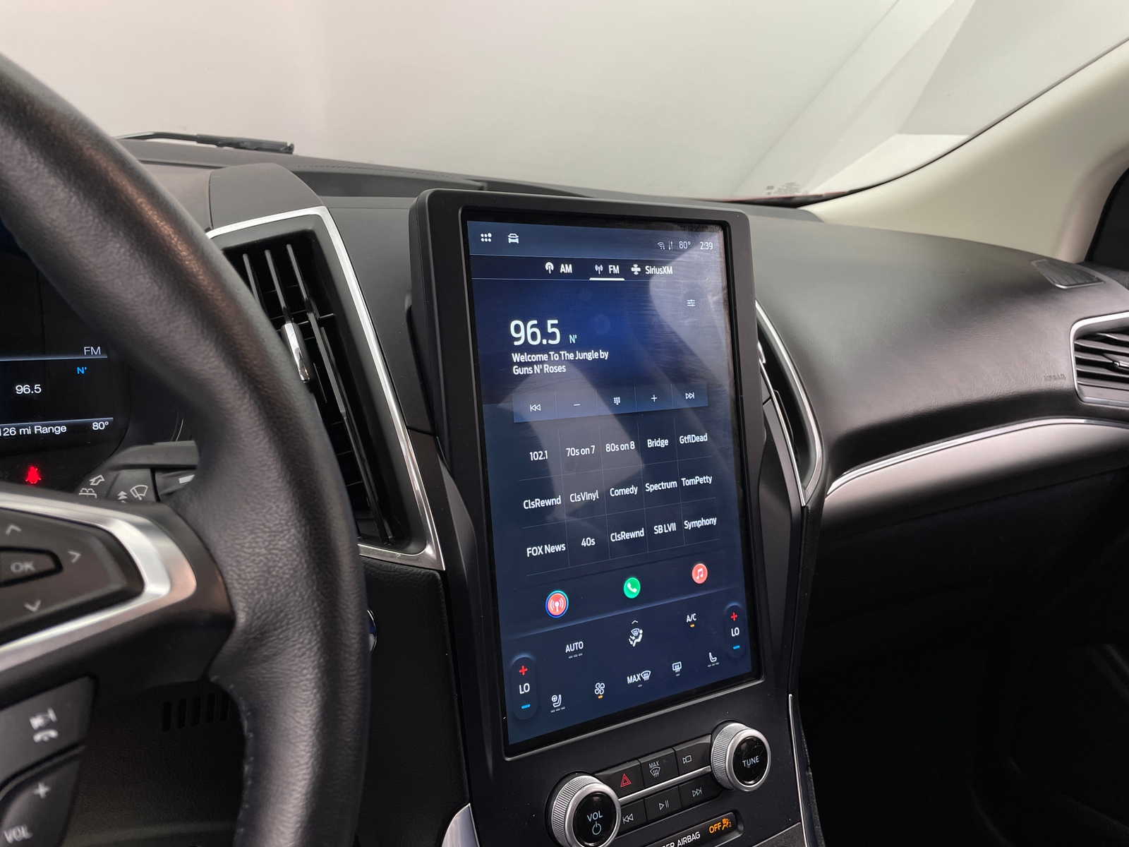 Thumbnail: 2023 Ford Edge - 3