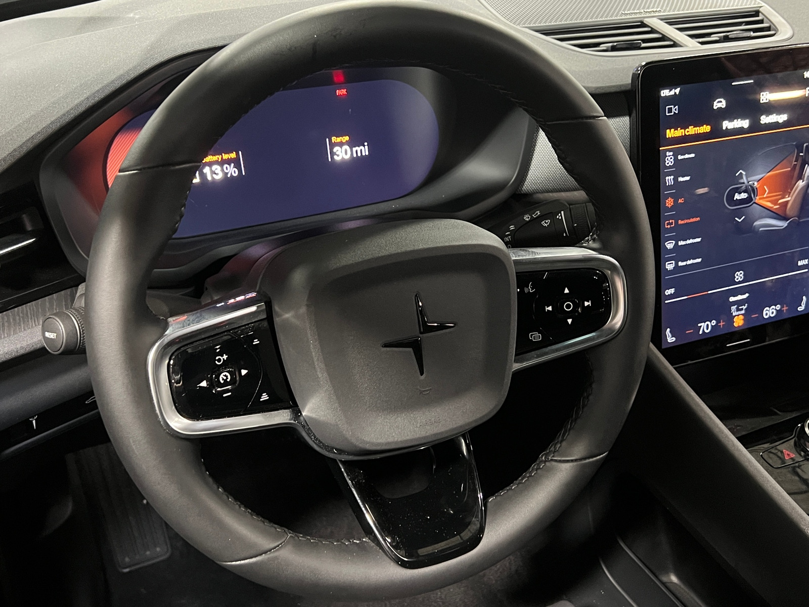 Thumbnail: 2022 Polestar 2 - 5