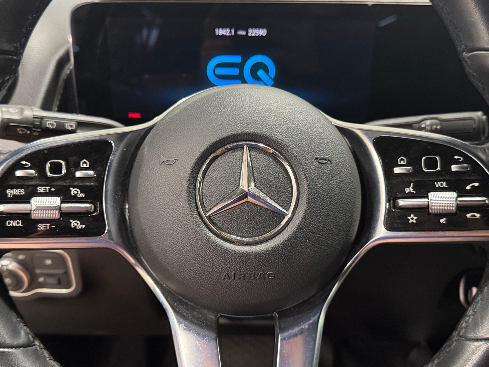 Thumbnail: 2023 Mercedes-Benz EQB - 4
