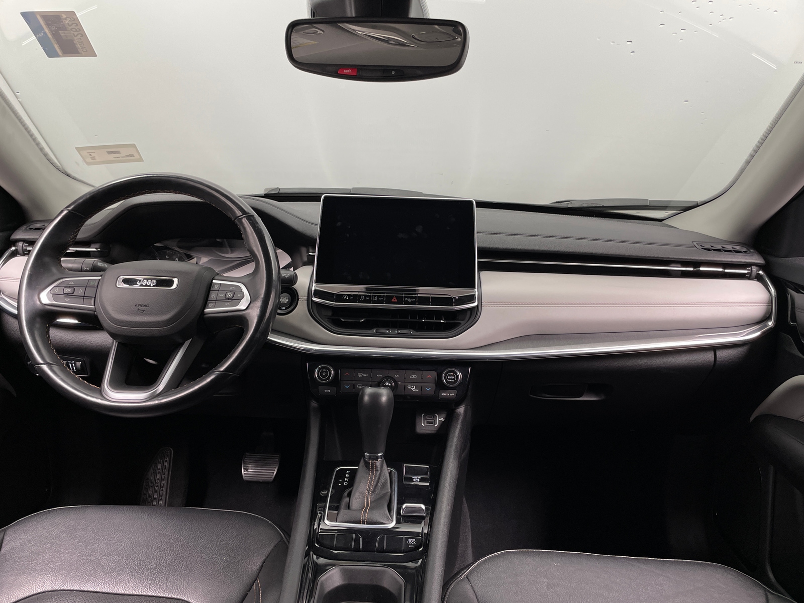 Thumbnail: 2022 Jeep Compass - 3
