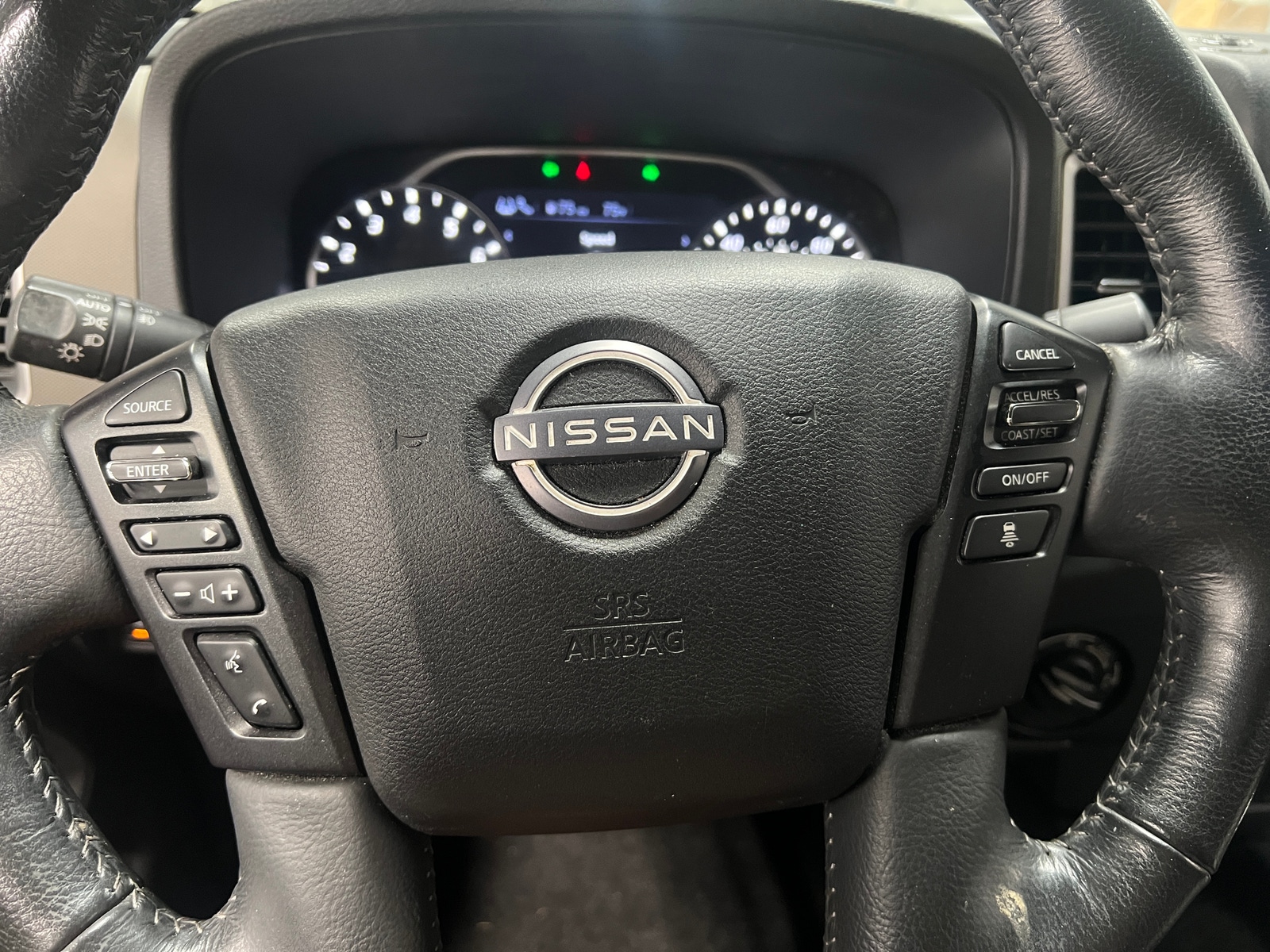 Thumbnail: 2022 Nissan Frontier - 5