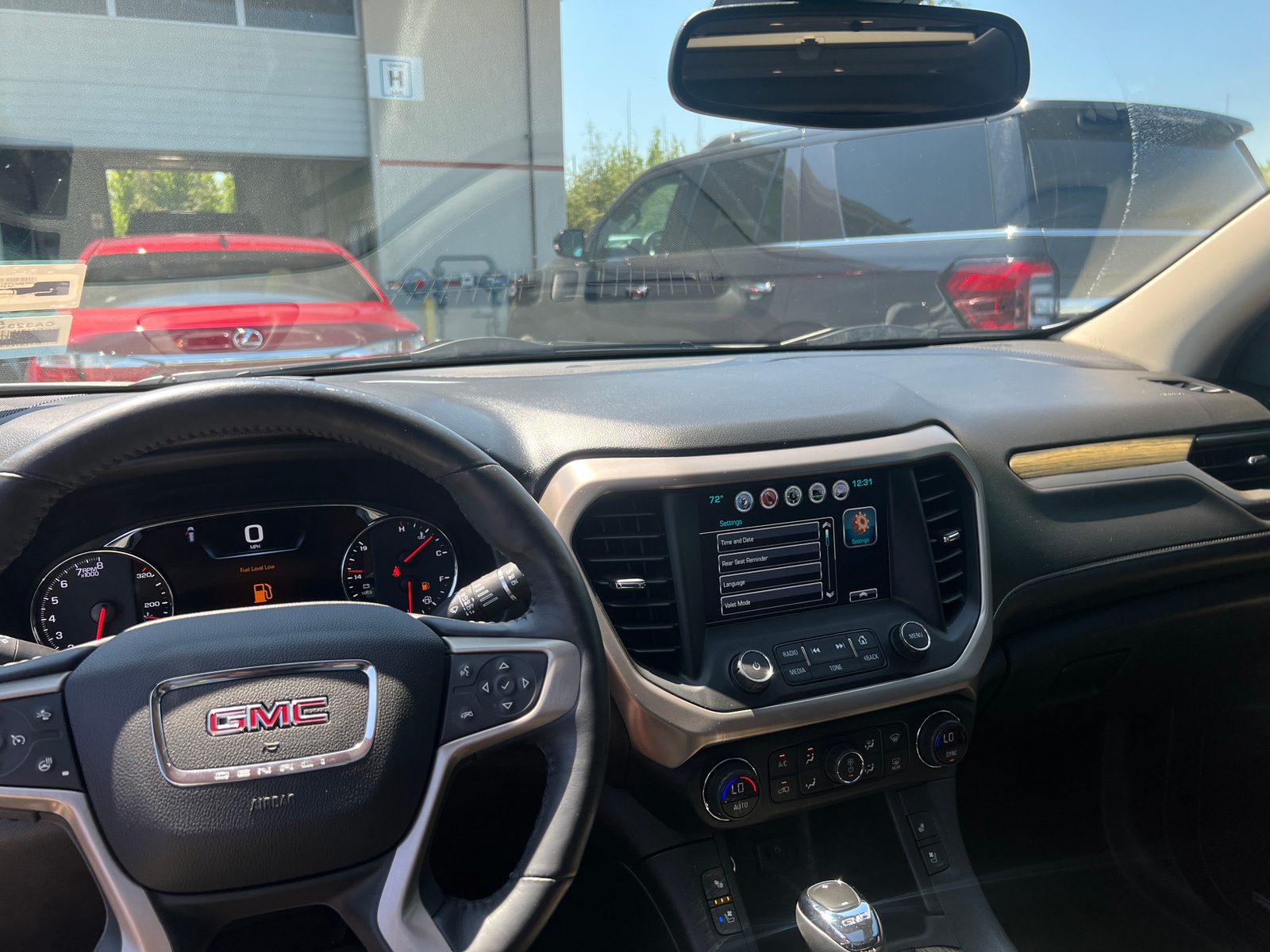 Thumbnail: 2018 GMC Acadia - 2