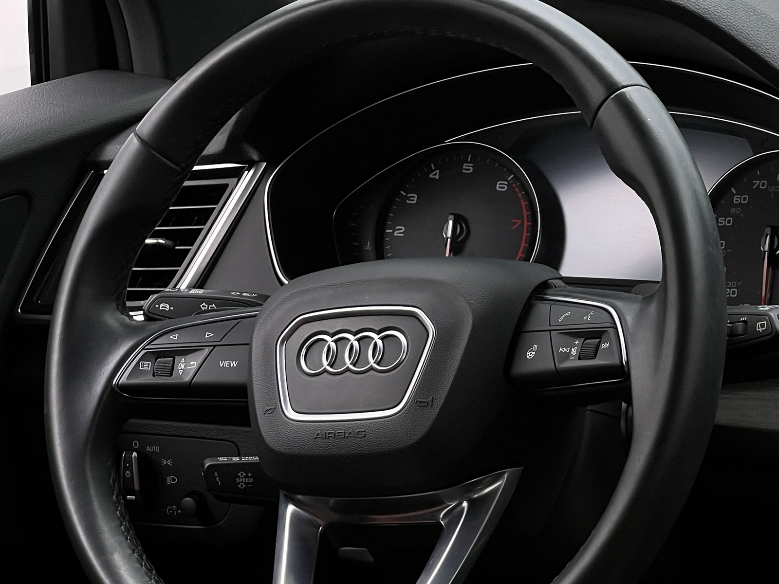 Thumbnail: 2022 Audi Q5 - 4