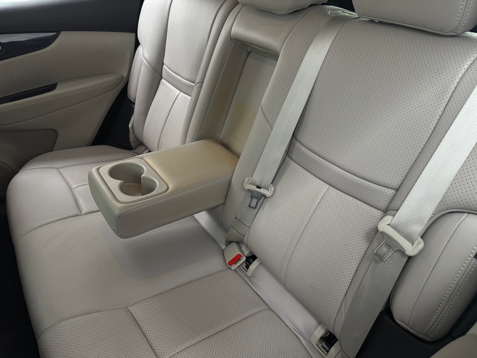 Thumbnail: 2020 Nissan Rogue Sport - 6