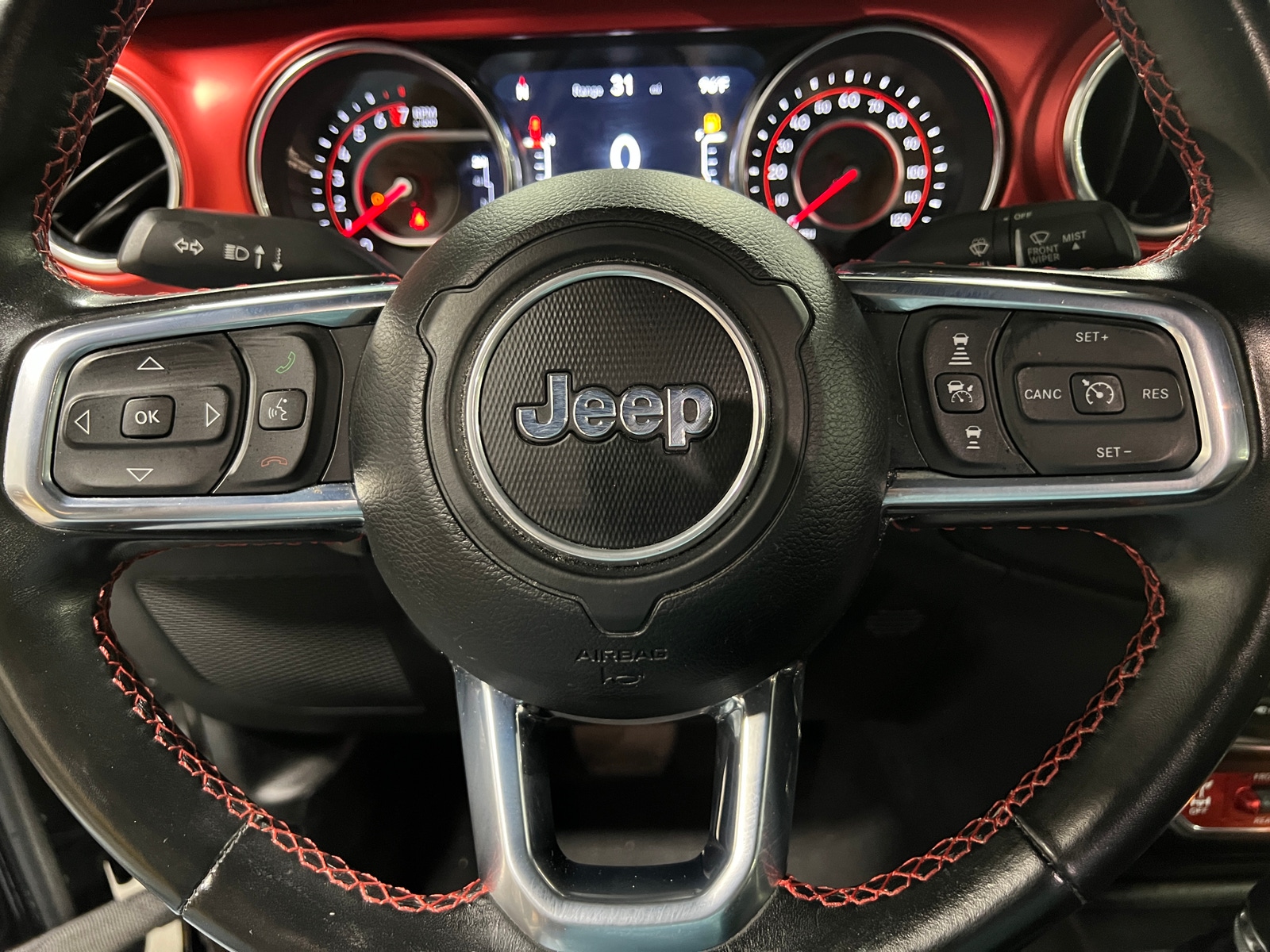 Thumbnail: 2021 Jeep Gladiator - 4