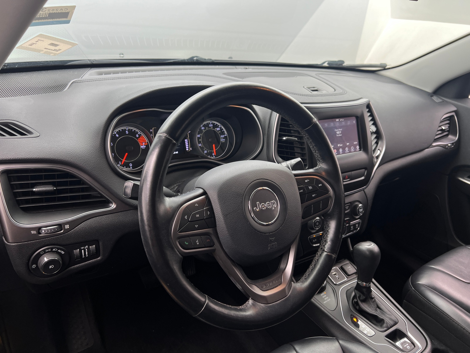Thumbnail: 2020 Jeep Cherokee - 3