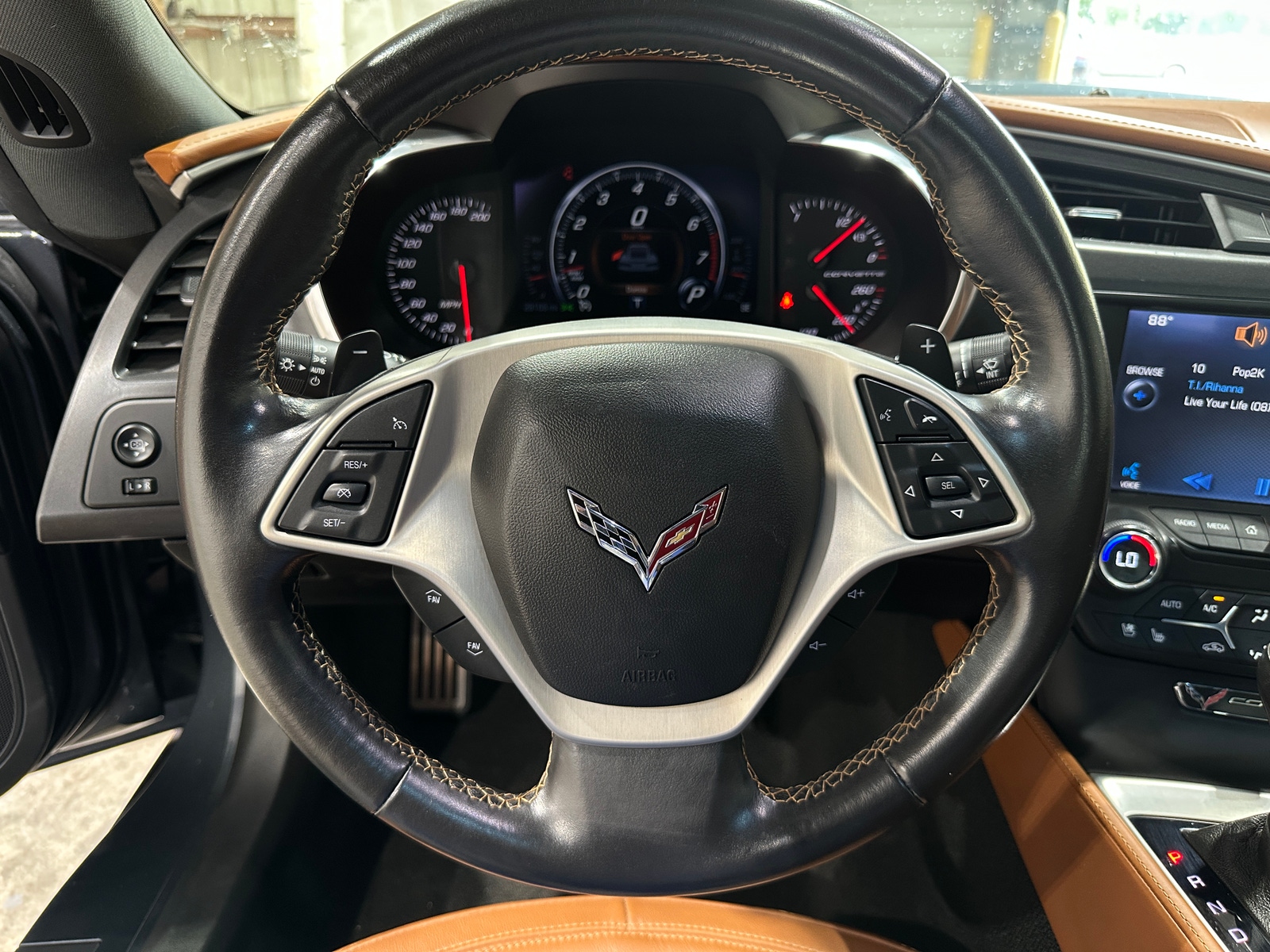 Thumbnail: 2014 Chevrolet Corvette - 3