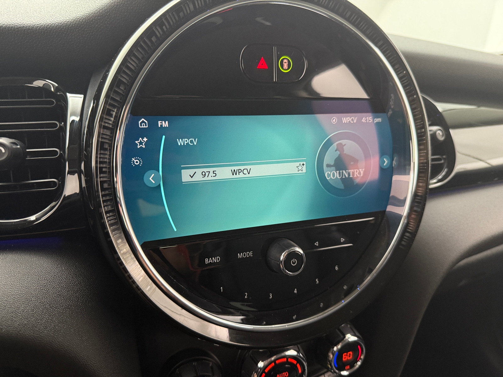 Thumbnail: 2022 MINI Cooper Hardtop - 3