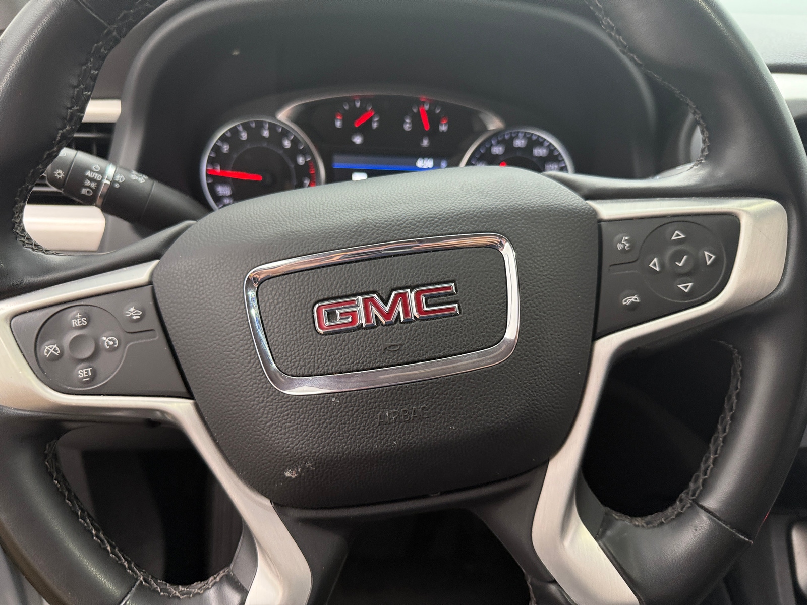 Thumbnail: 2023 GMC Acadia - 5