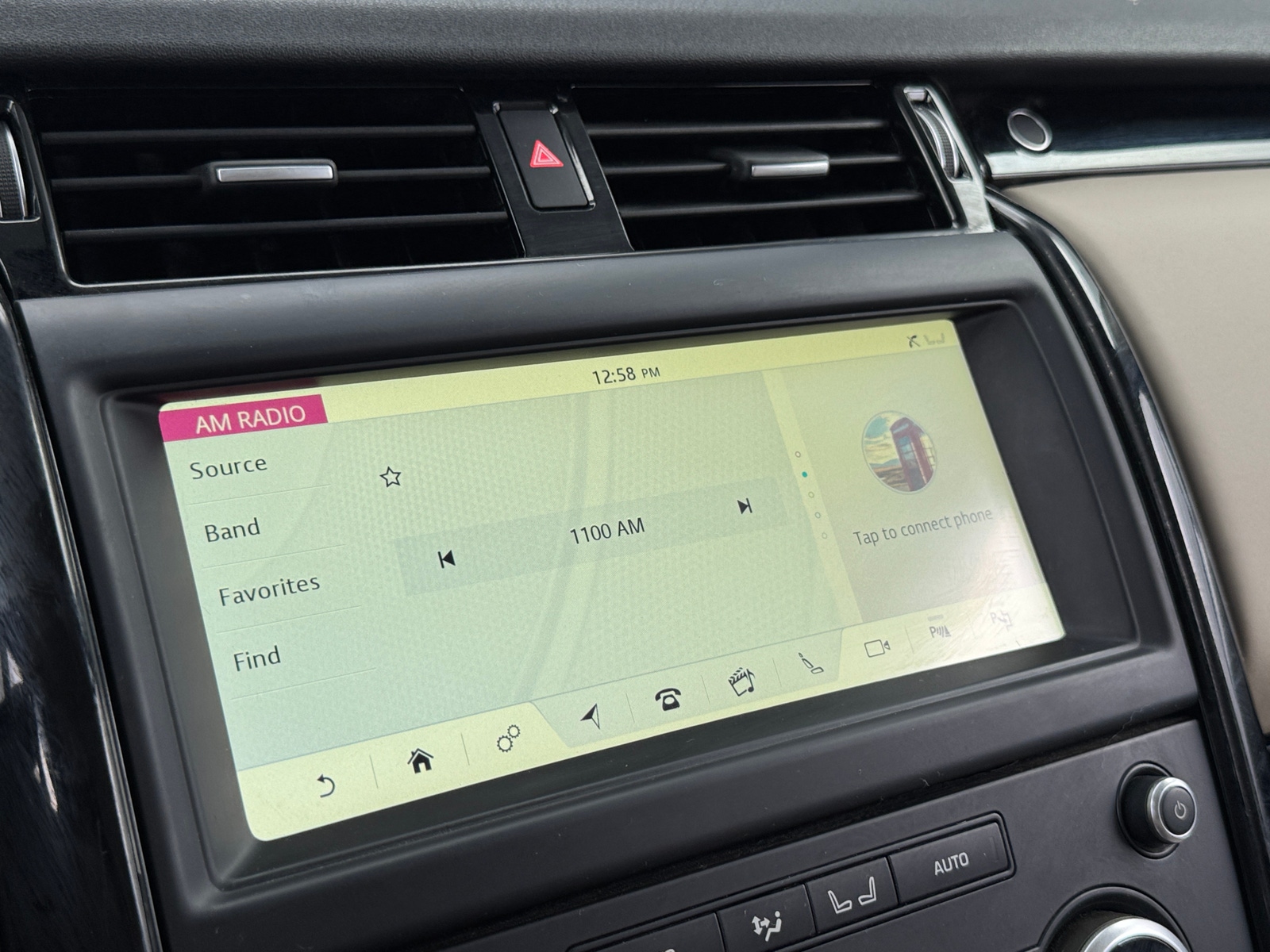 Thumbnail: 2019 Land Rover Discovery - 3