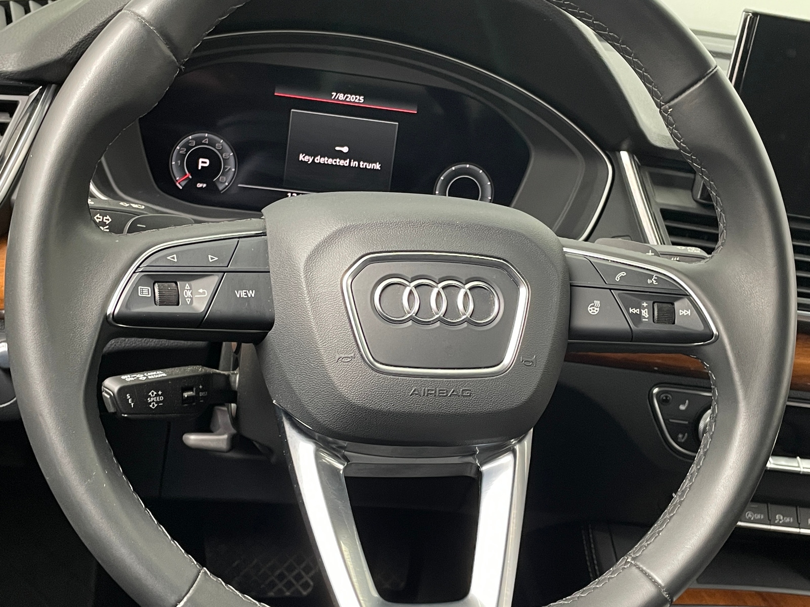 Thumbnail: 2023 Audi Q5 - 4