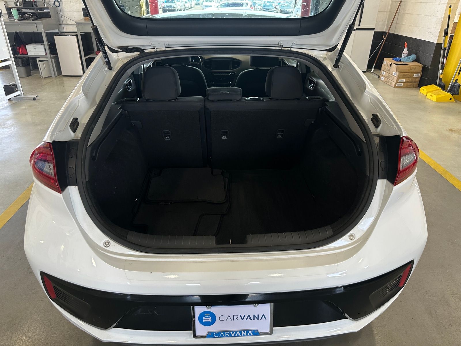 Thumbnail: 2019 Hyundai Ioniq - 7