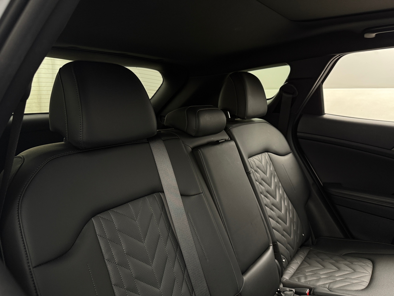 Thumbnail: 2023 Kia Sportage - 5