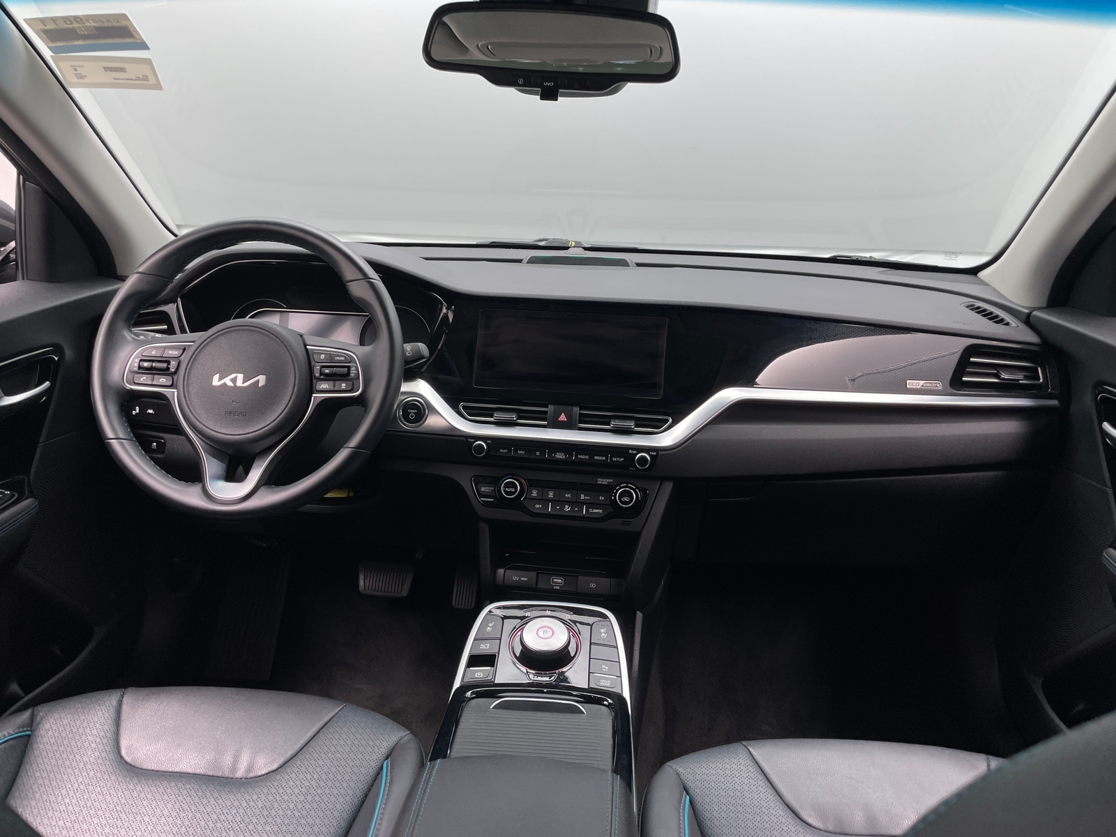 Thumbnail: 2022 Kia Niro - 2