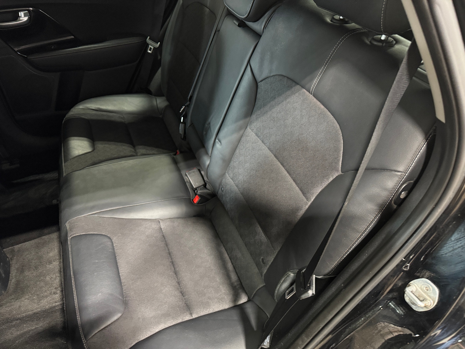 Thumbnail: 2019 Kia Niro - 6
