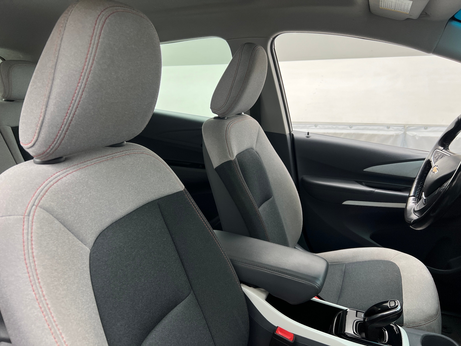 Thumbnail: 2020 Chevrolet Bolt EV - 2