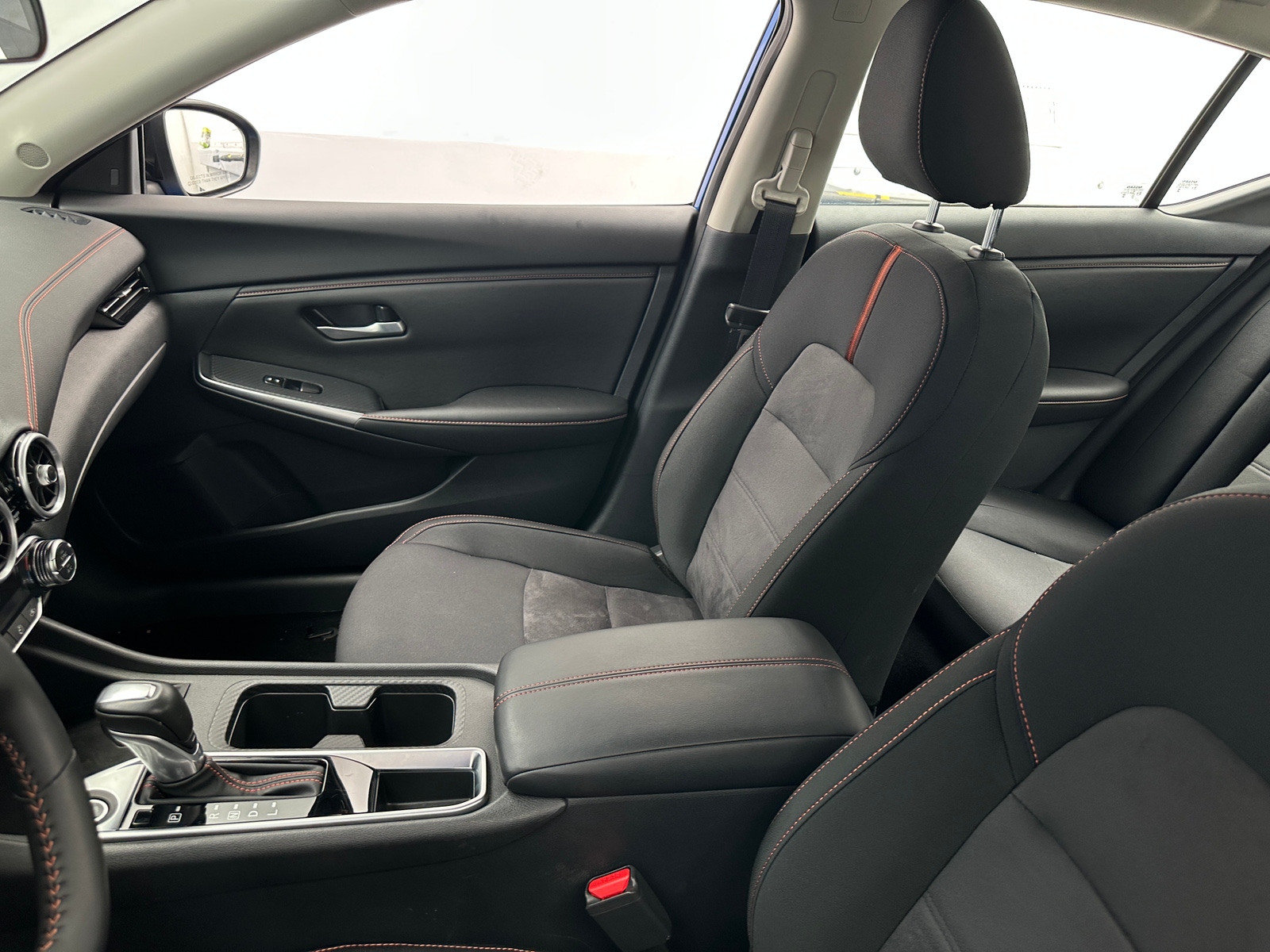 Thumbnail: 2025 Nissan Sentra - 2
