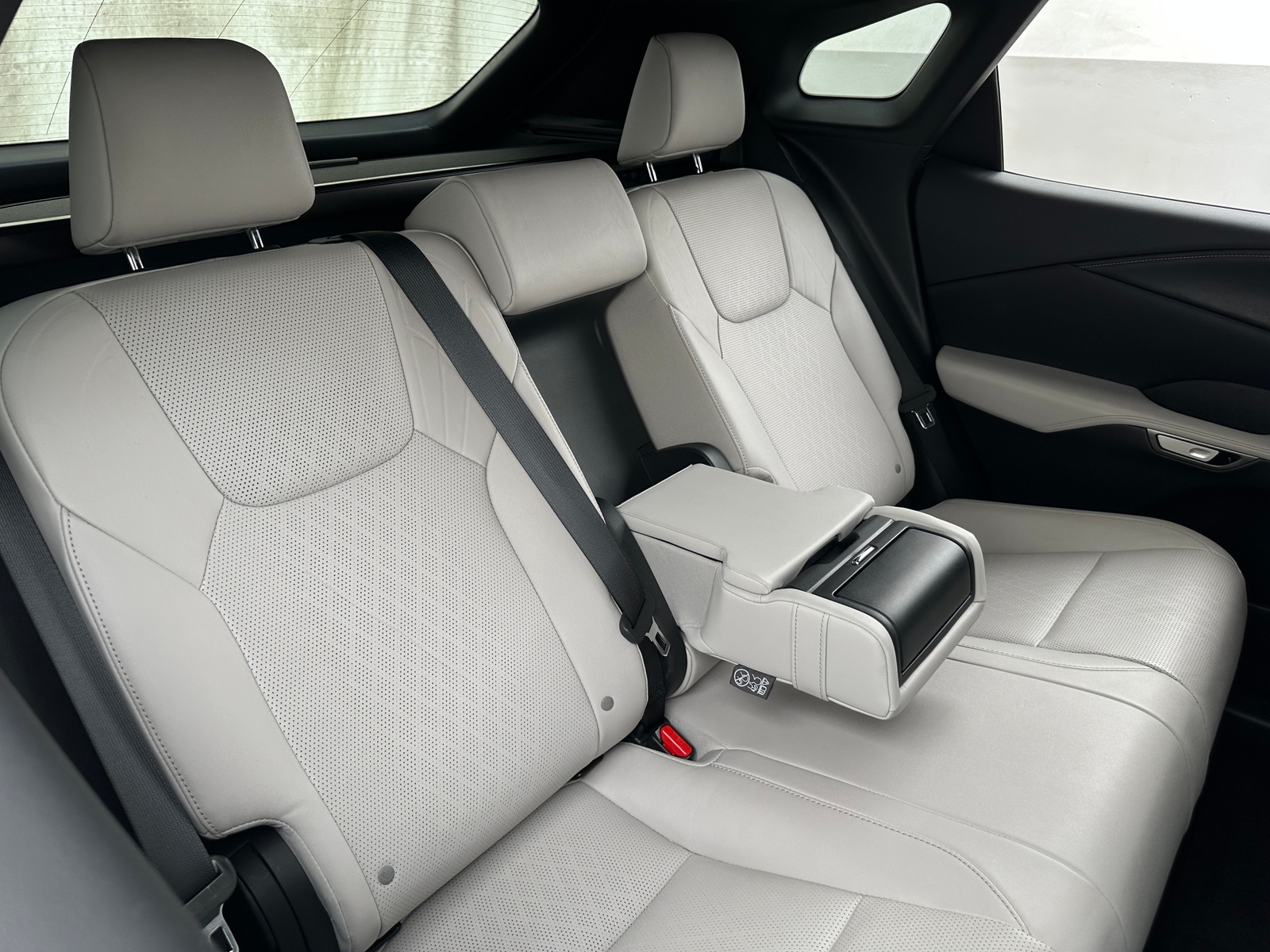 Thumbnail: 2023 Lexus RX - 6