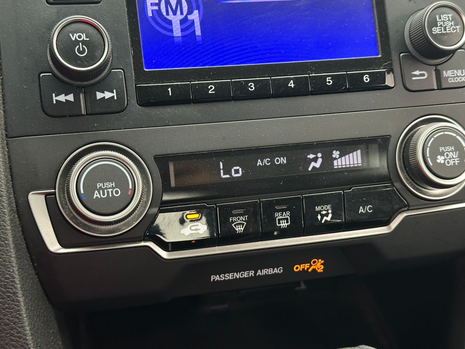 Thumbnail: 2016 Honda Civic - 4