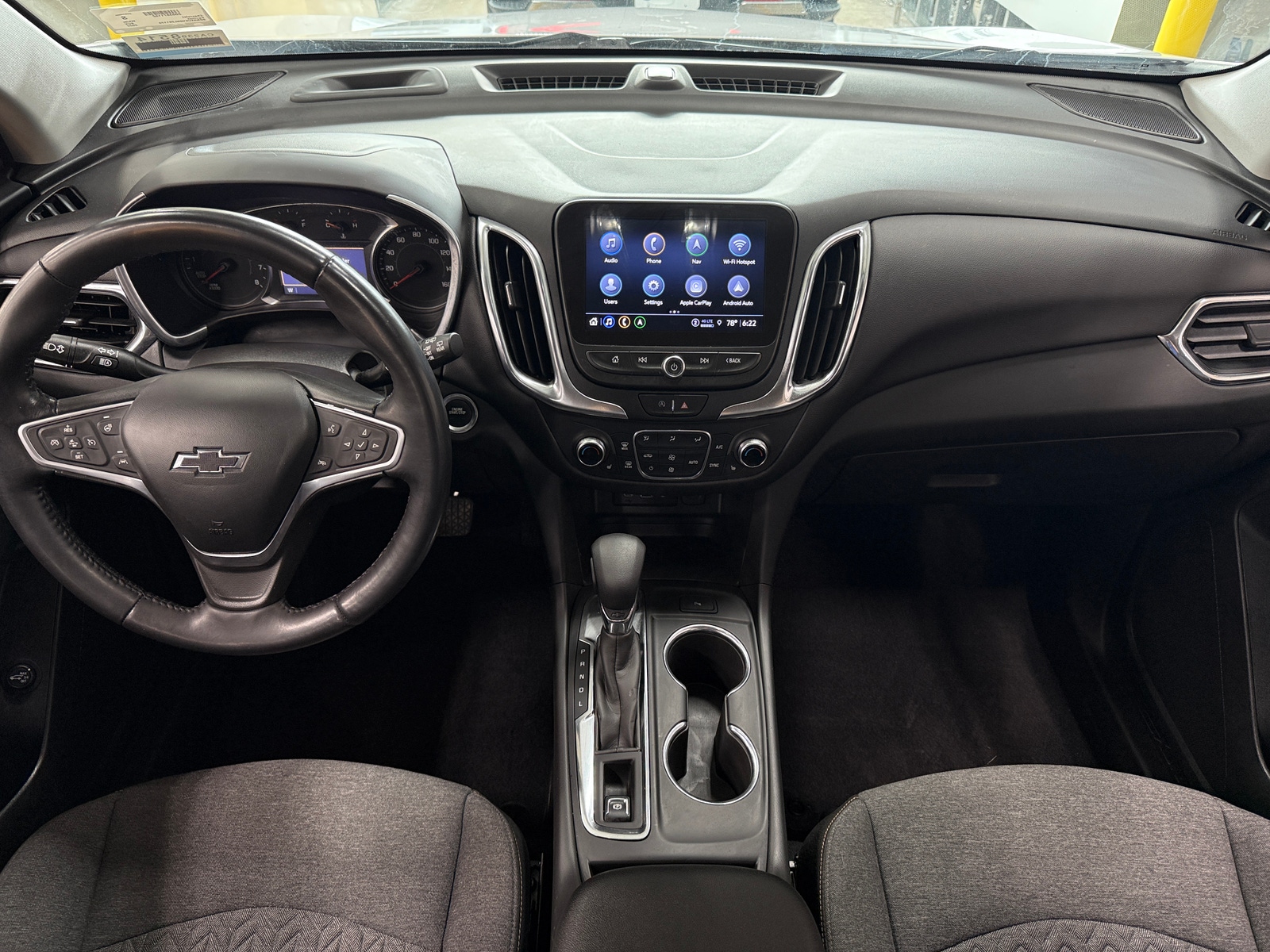 Thumbnail: 2022 Chevrolet Equinox - 3