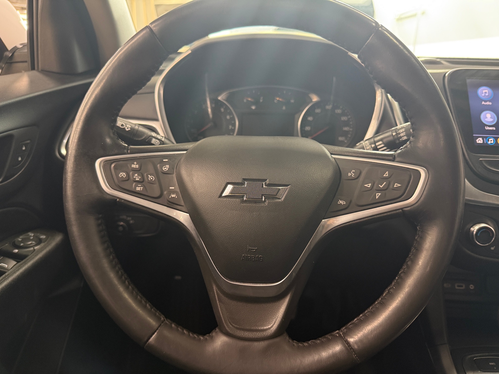 Thumbnail: 2022 Chevrolet Equinox - 5