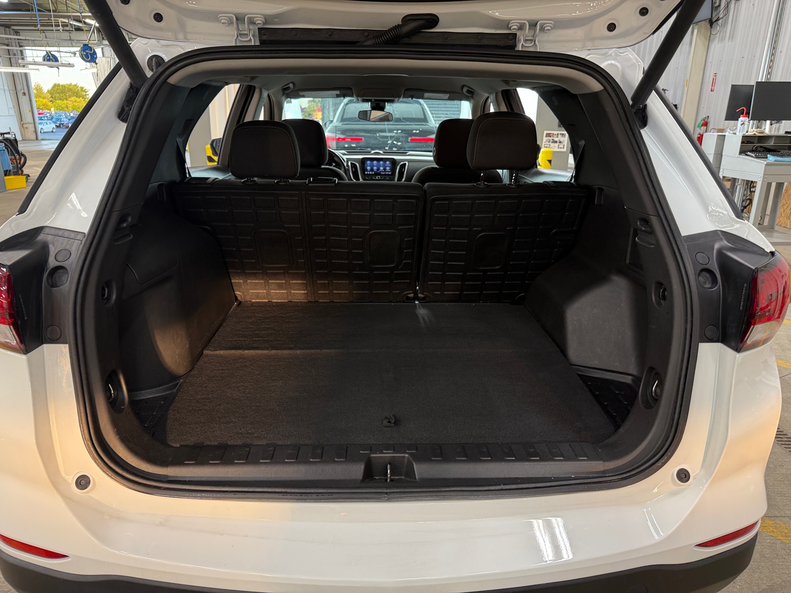 Thumbnail: 2022 Chevrolet Equinox - 7
