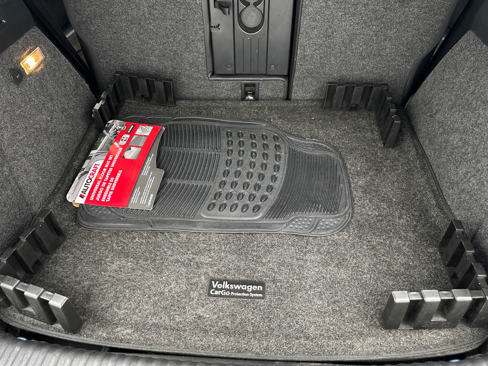 Thumbnail: 2017 Volkswagen Tiguan - 6