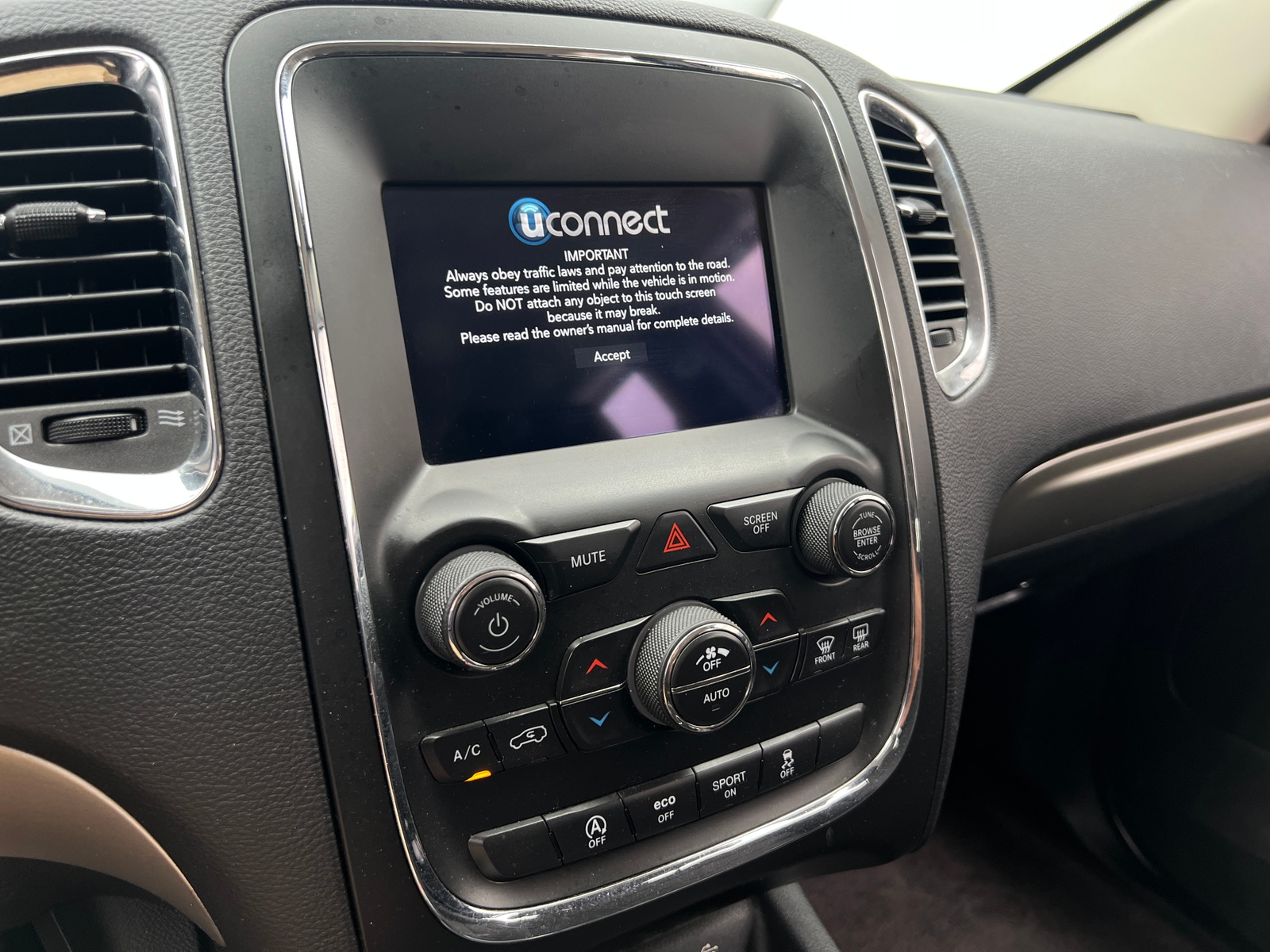 Thumbnail: 2018 Dodge Durango - 4