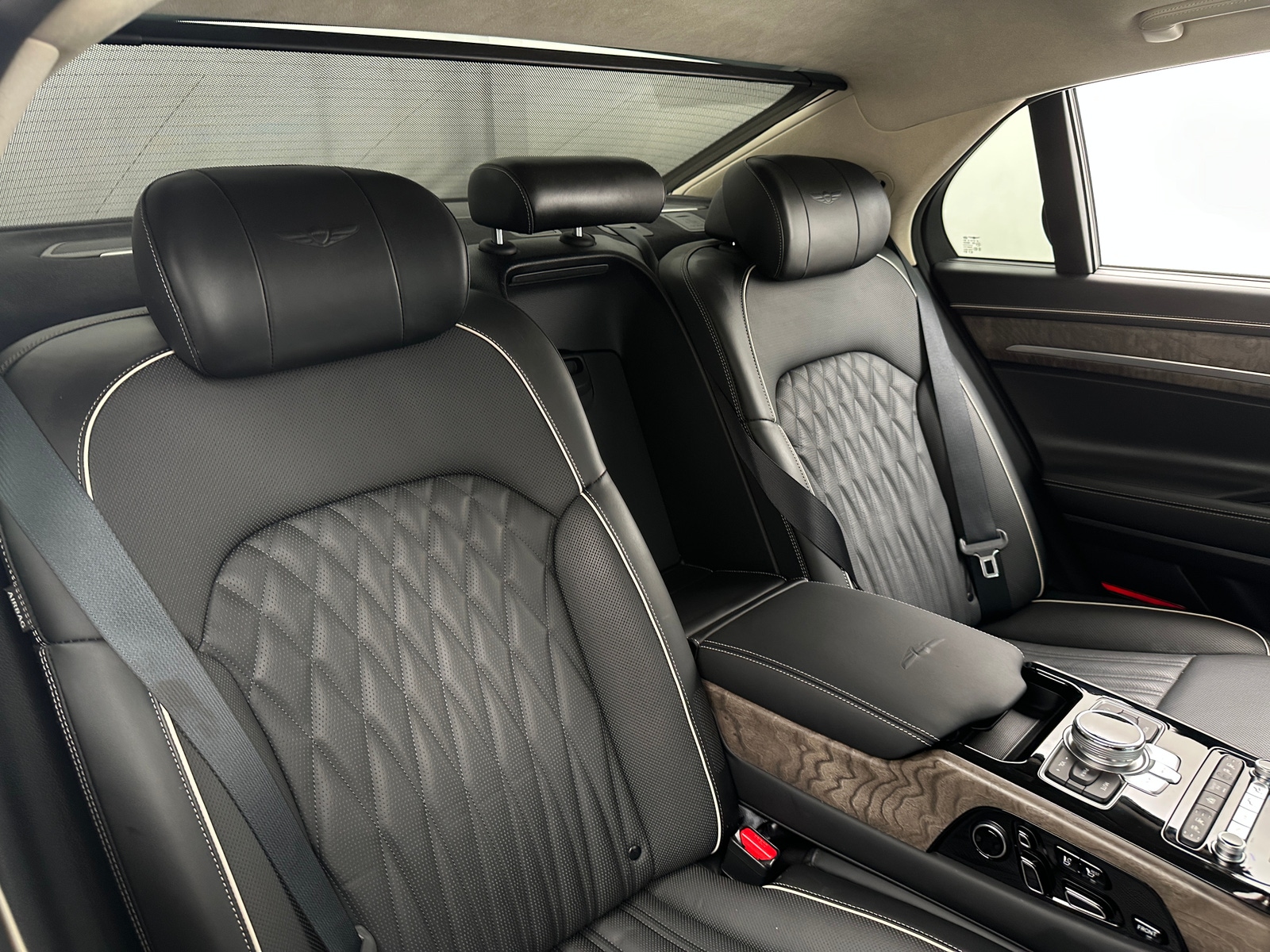 Thumbnail: 2020 Genesis G90 - 5