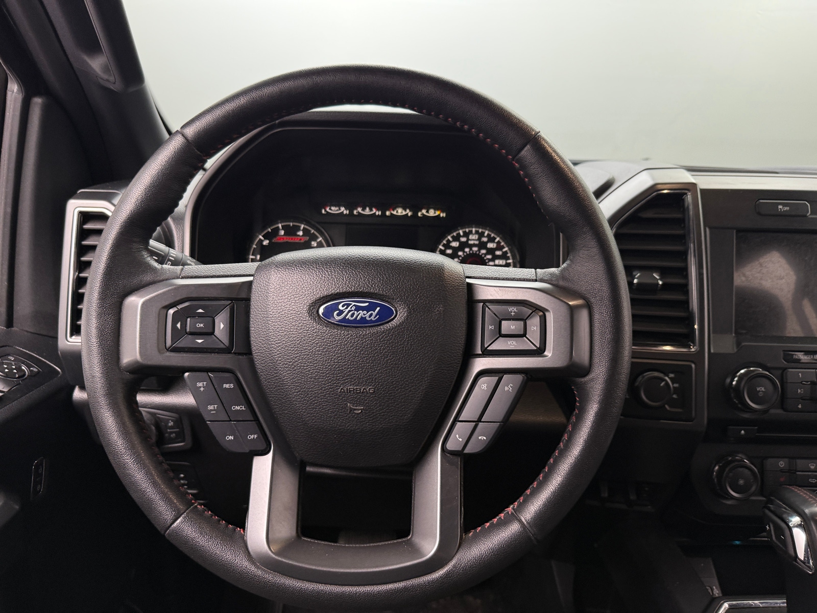 Thumbnail: 2018 Ford Econoline - 5