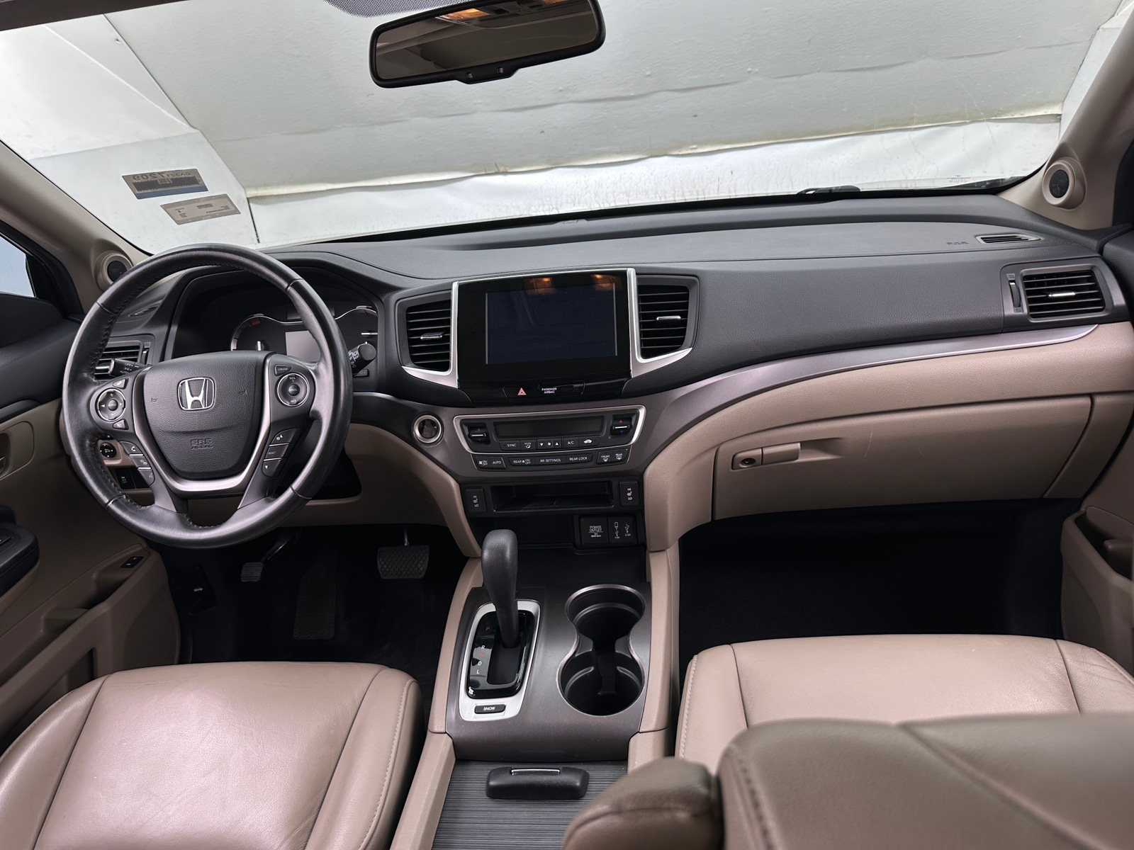 Thumbnail: 2017 Honda Pilot - 2