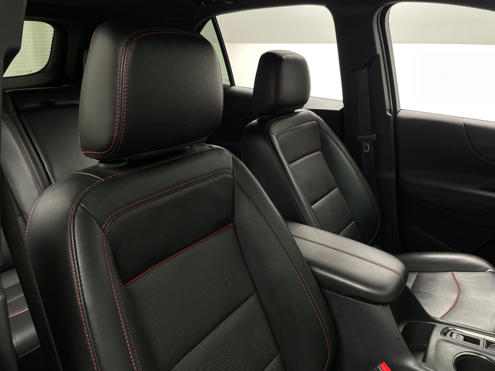Thumbnail: 2023 Chevrolet Equinox - 2